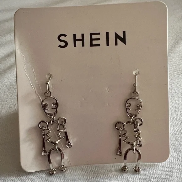 ‼️BOGO SALE‼️💀👻🎃 SHEIN Halloween Spooky Silver Dangly Skeleton Earrings - Picture 6 of 6